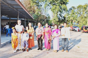 เทศมนตรีตำบลศรีเมืองร่วมกิจกรรมอนุรักษ์ประเพณี &quot;ฮีตสิบสอง คองสิบสี่&quot; แห่พระเวสสันดรชาดกชุมชนบ้านนาเอือด หมู่ที่ 8 ตำบลนาคำ อำเภอศรีเมืองใหม่ จังหวัดอุบลราชธานี